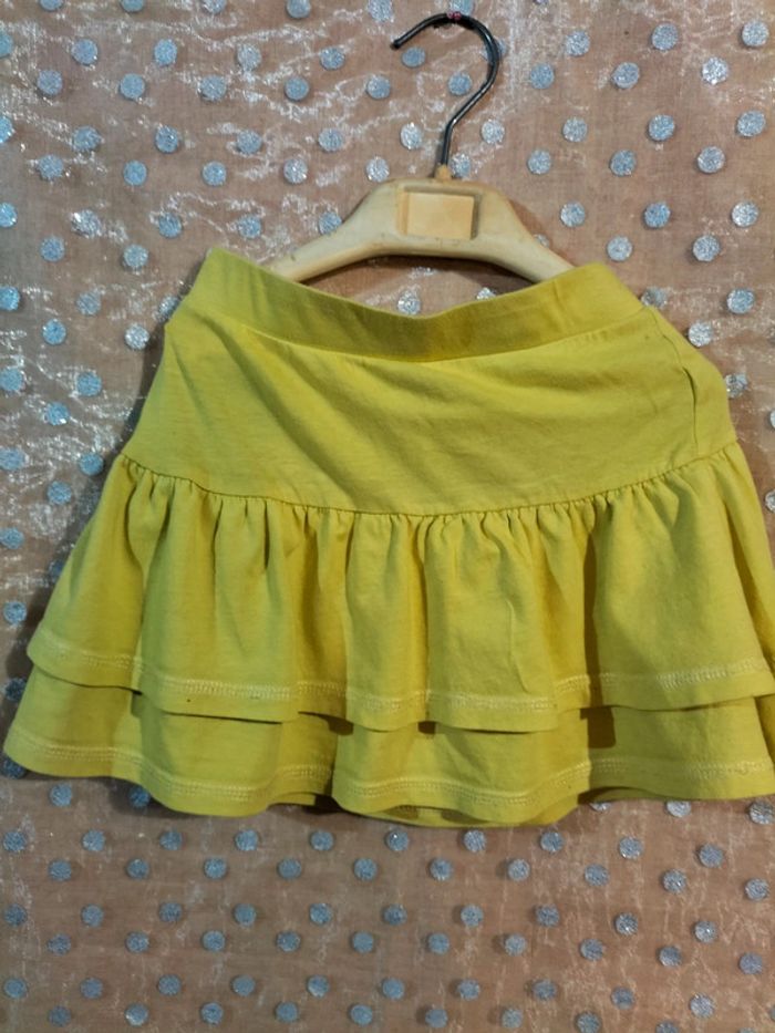 Jupe fille taille 5/6 ans