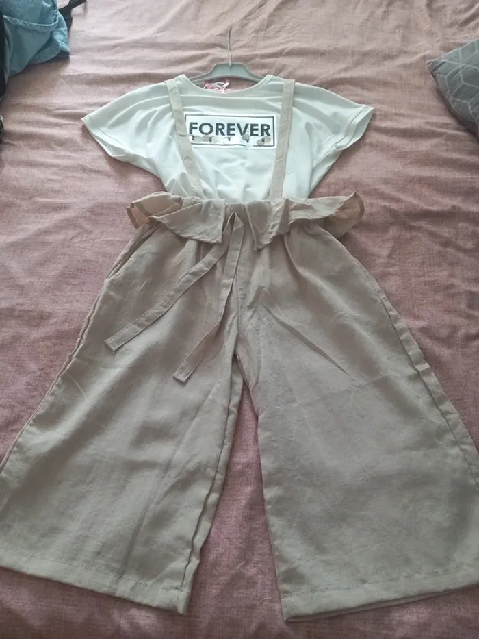 Ensemble pantalon tee-shirt 14 ans neuf - photo numéro 3