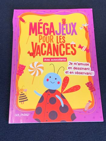 Livre d'activités vacances avec stickers