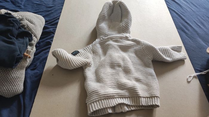 lot 2 gilet 6 mois - photo numéro 6