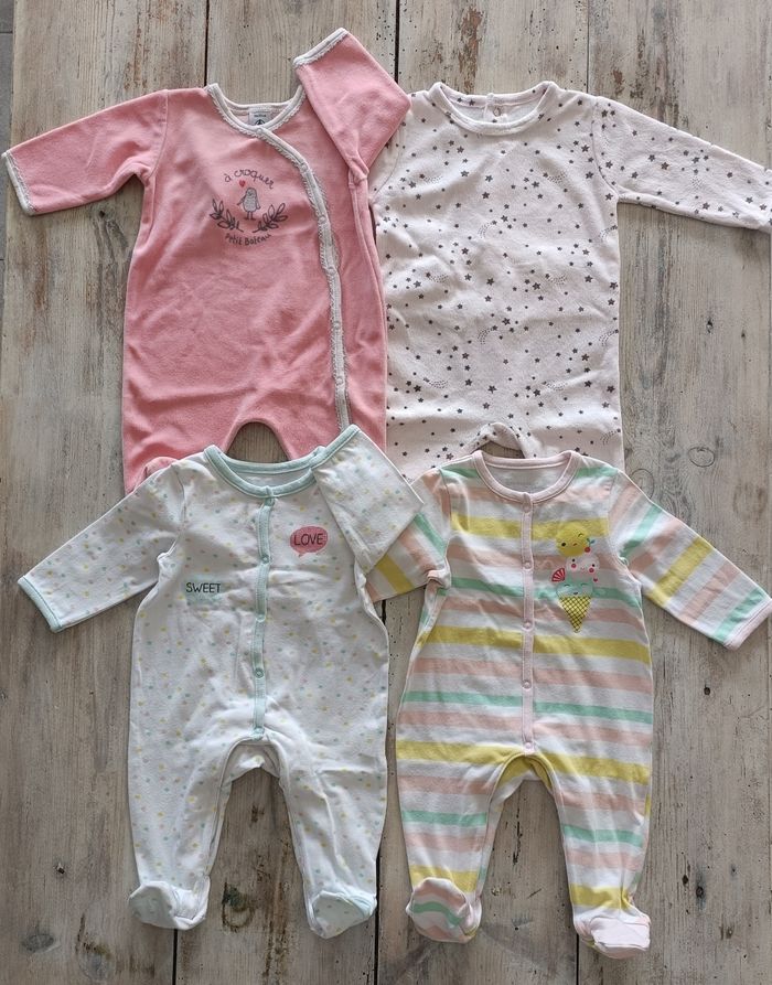Lot 4 pyjamas taille 3 mois