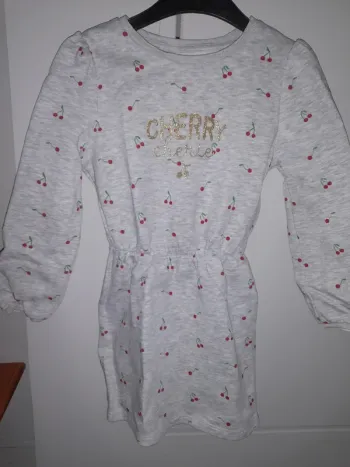 Robe cerise 5 ans
