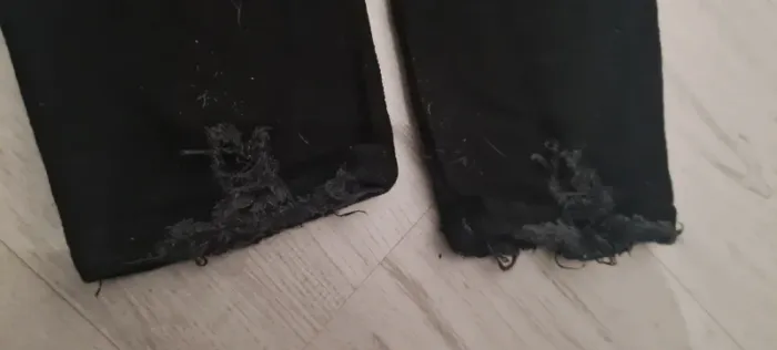 Jean noir taille 42 - photo numéro 6