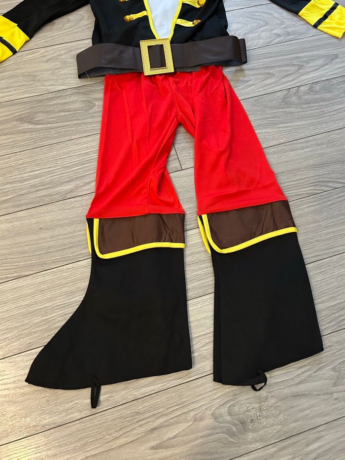 Déguisement Pirate 4-5 ans NEUF - photo numéro 3