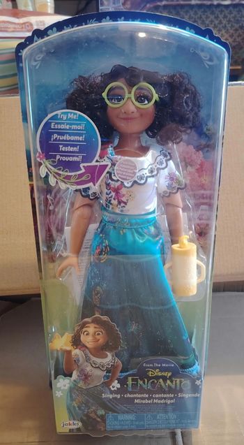 Lot 2 Poupées Chantantes Encanto - Mirabel & Isabela Madrigal - NEUVES