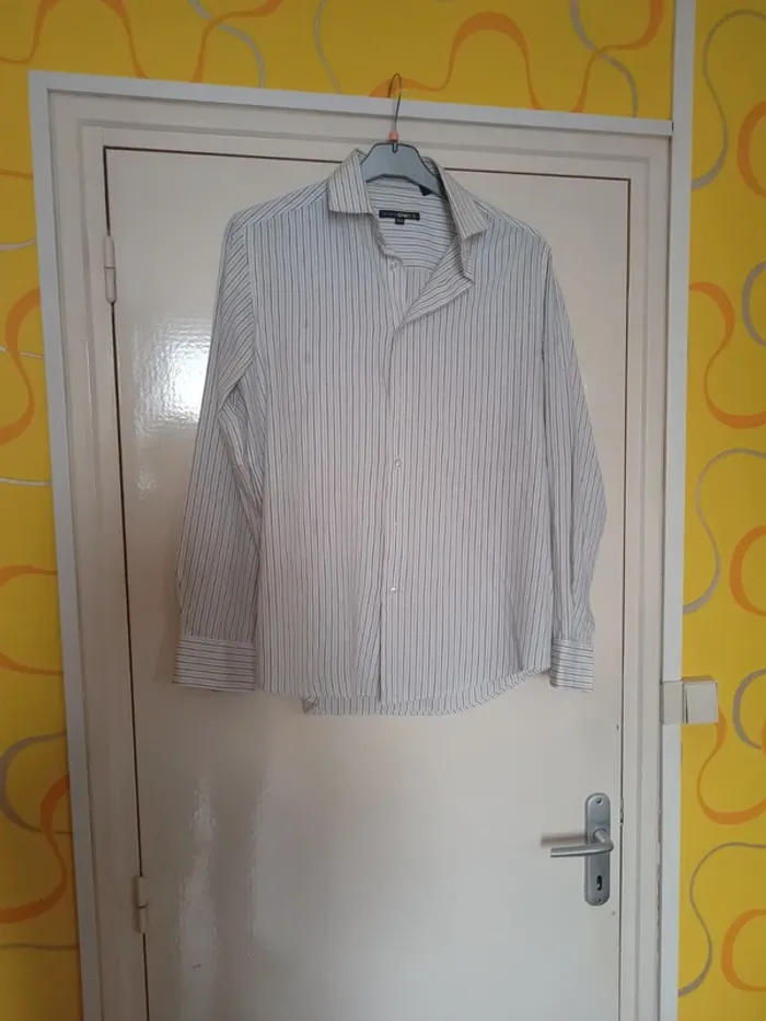 Chemise blanche rayé taille 39-40 (M) - photo numéro 2