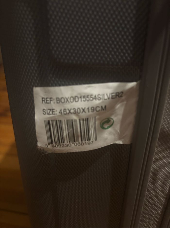 Valise rigide - photo numéro 4
