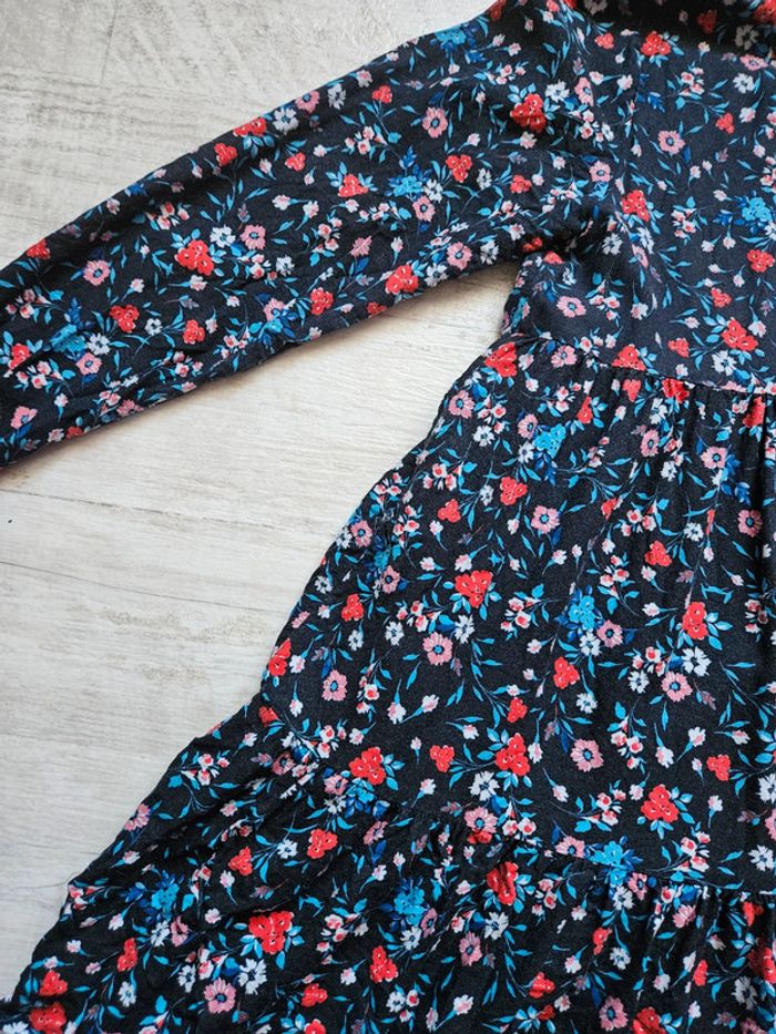 Robe fleurie 10 ans - photo numéro 2