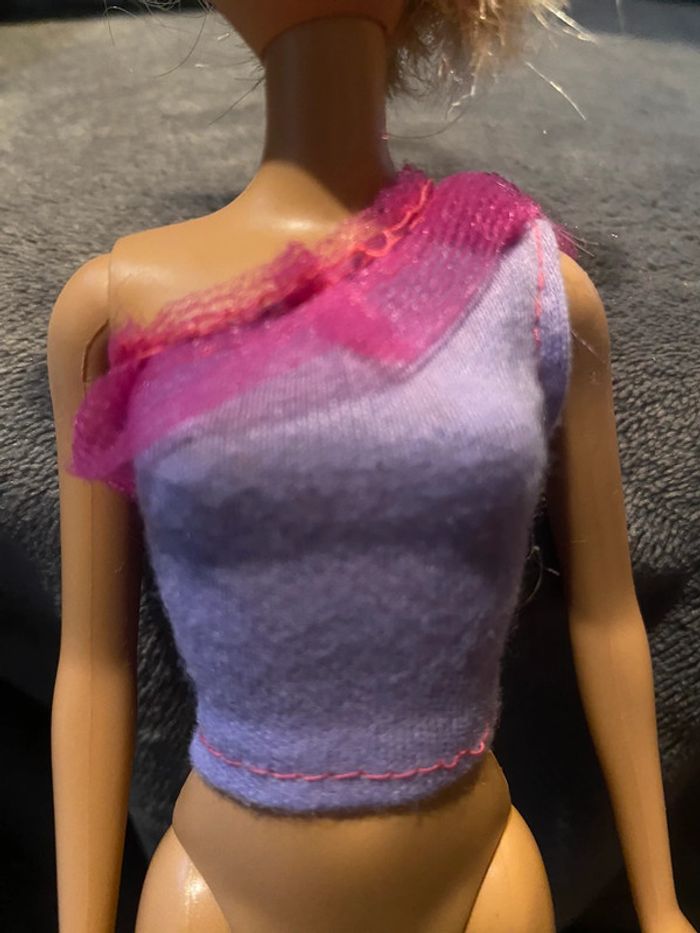 Haut mauve et rose barbie