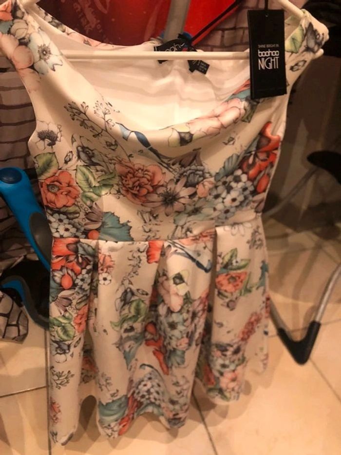 Robe a fleurs bohoo night - photo numéro 3