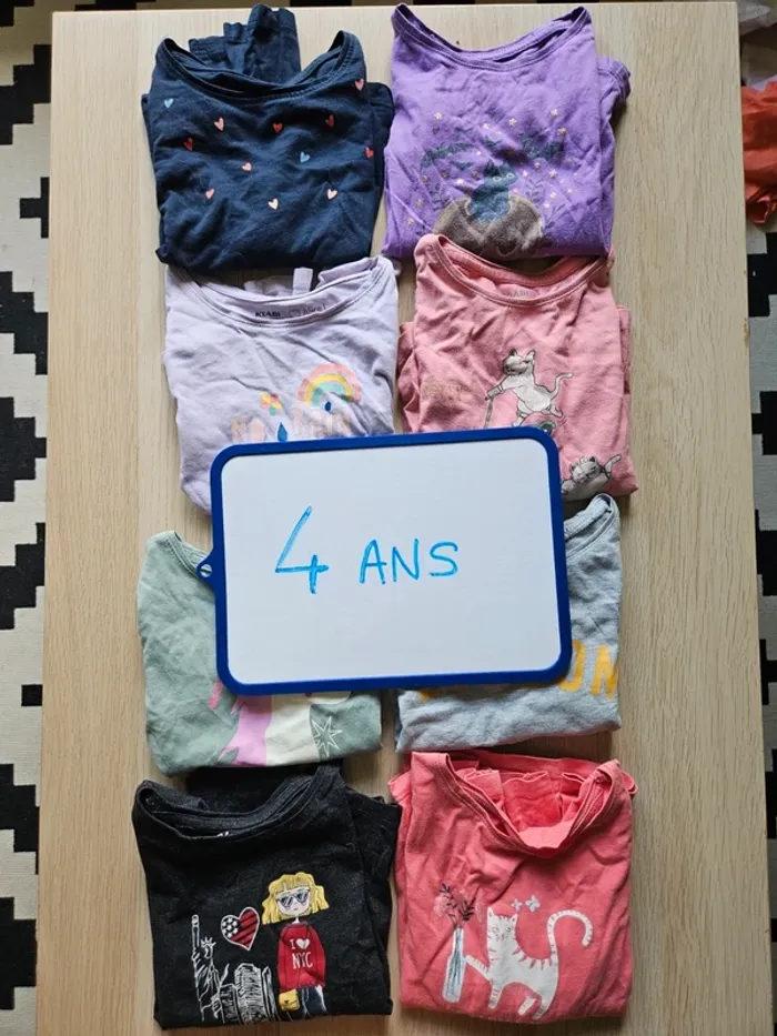 Lot de 8 tee-shirt manches longues 4 ans