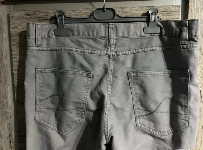 Jean  homme 46 gris - photo numéro 4