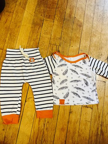 Ensemble 0-3 mois léger taille grand pour un bébé