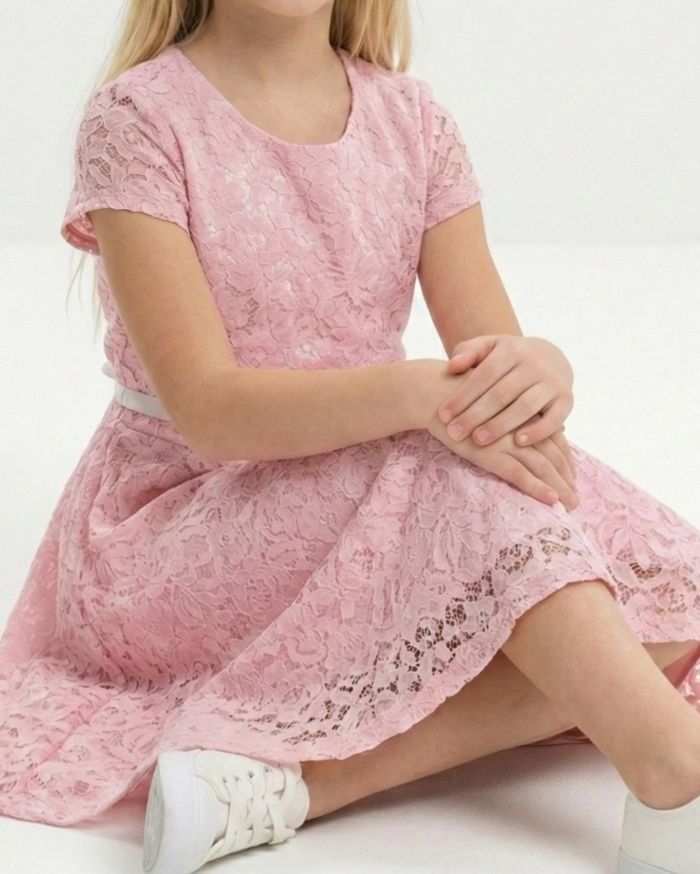 Robe dentelle fille, Chic Cool ,neuf, 6 ans - photo numéro 1
