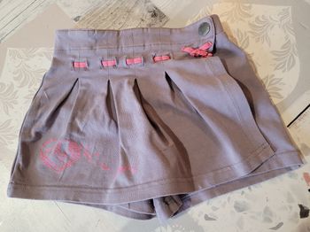 Short 4ans