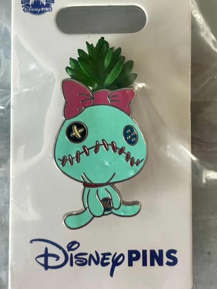 Pins Stitch doudou Scrump - photo numéro 4