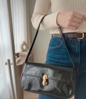 Sac baguette noir vernis – Style Vintage & Chic – État impeccable