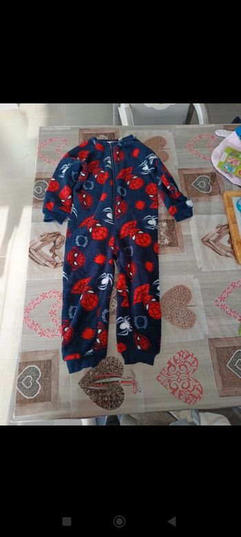 Pyjama une piece sans pied spiderman 3ans 98 cm Marvel