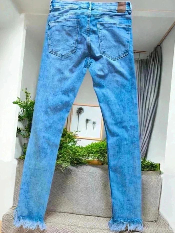 Jean déchiré zara bleu 🌹38🌹 - photo numéro 2