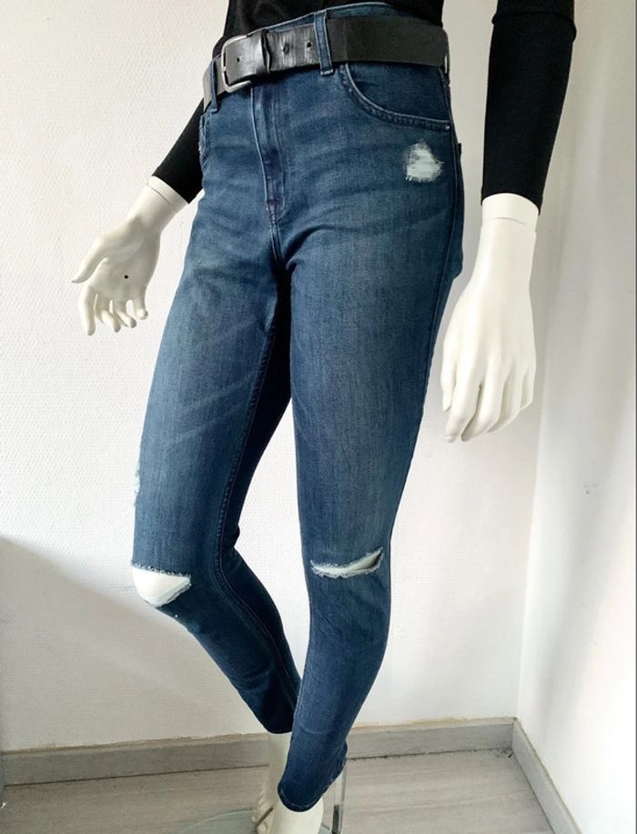 Jean skinny – H&M – effet usé, Bleu denim – Taille 38/M – Excellent état