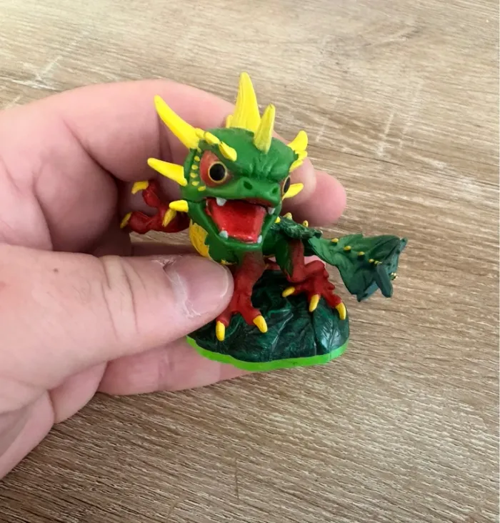 Figurine skylanders spyro’s adventure camo - photo numéro 2