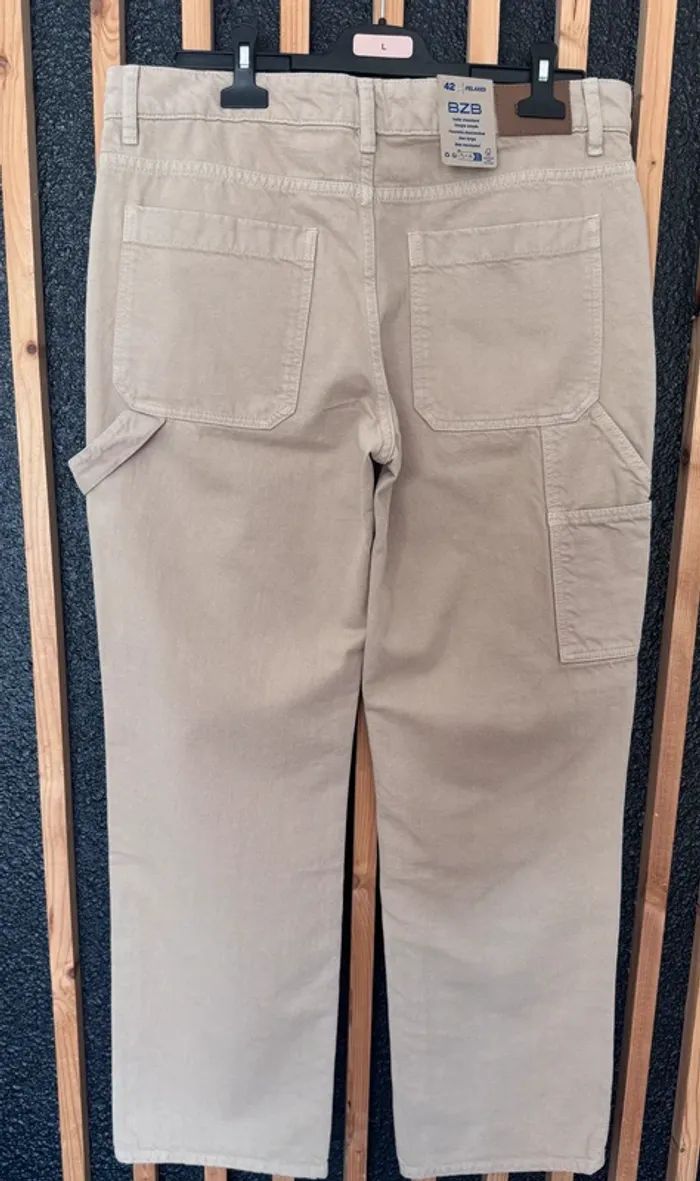Pantalon BZB Homme - Coupe Relaxed Côtelé Beige - Taille 42 - Neuf avec Étiquette - Valeur 25€ - photo numéro 3
