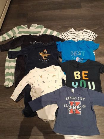 Lot vêtements 