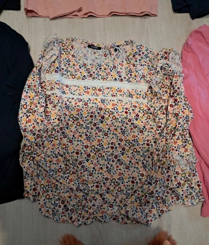 Lot de t-shirts à manches longues neufs 6ans fille - photo numéro 4