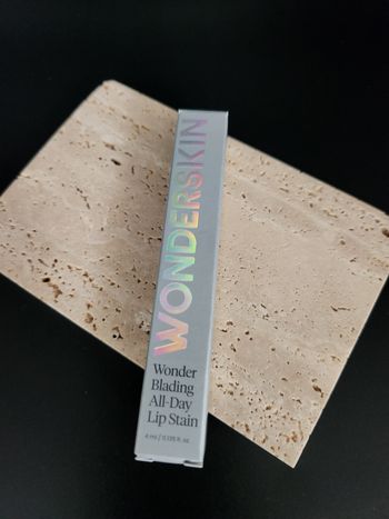 Encre a lèvres