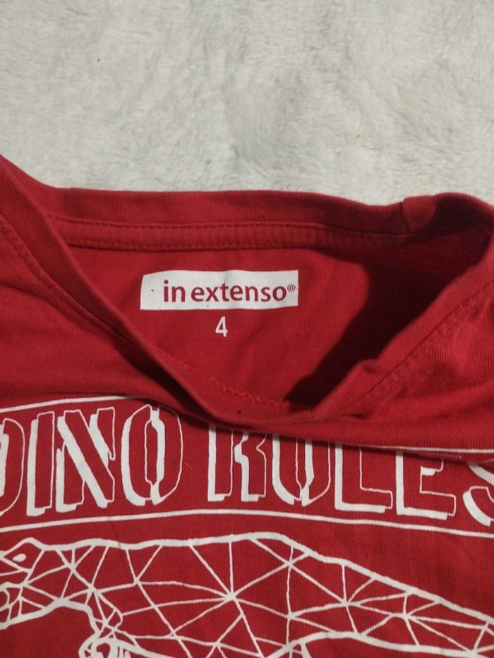 T-shirt manches longues dino rouge 4 ans - photo numéro 2