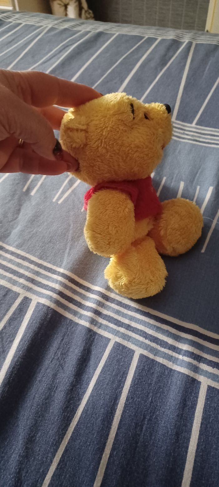 2 très jolie petite peluche winni l'ourson - photo numéro 3