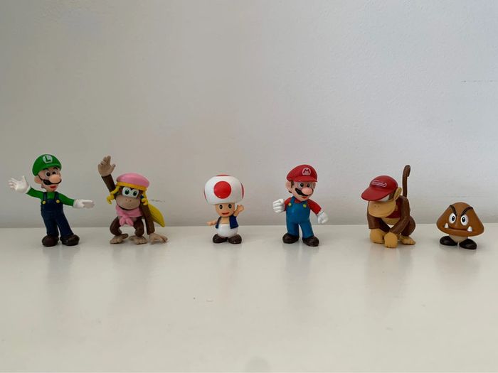 Lot de 6 figurines Mario