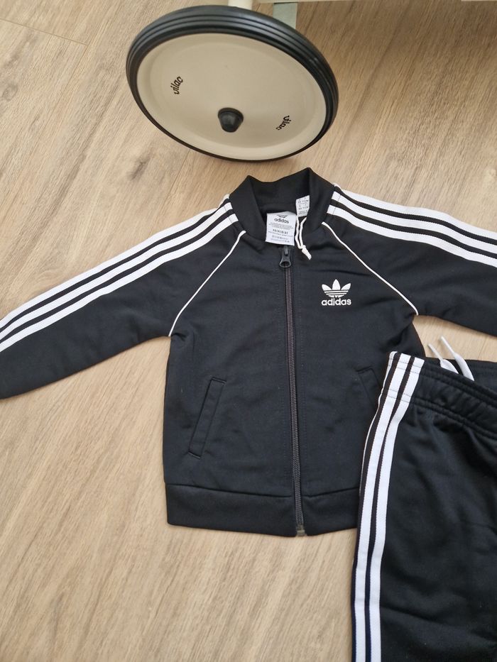 Survetement adidas noir 9-12 mois - photo numéro 2