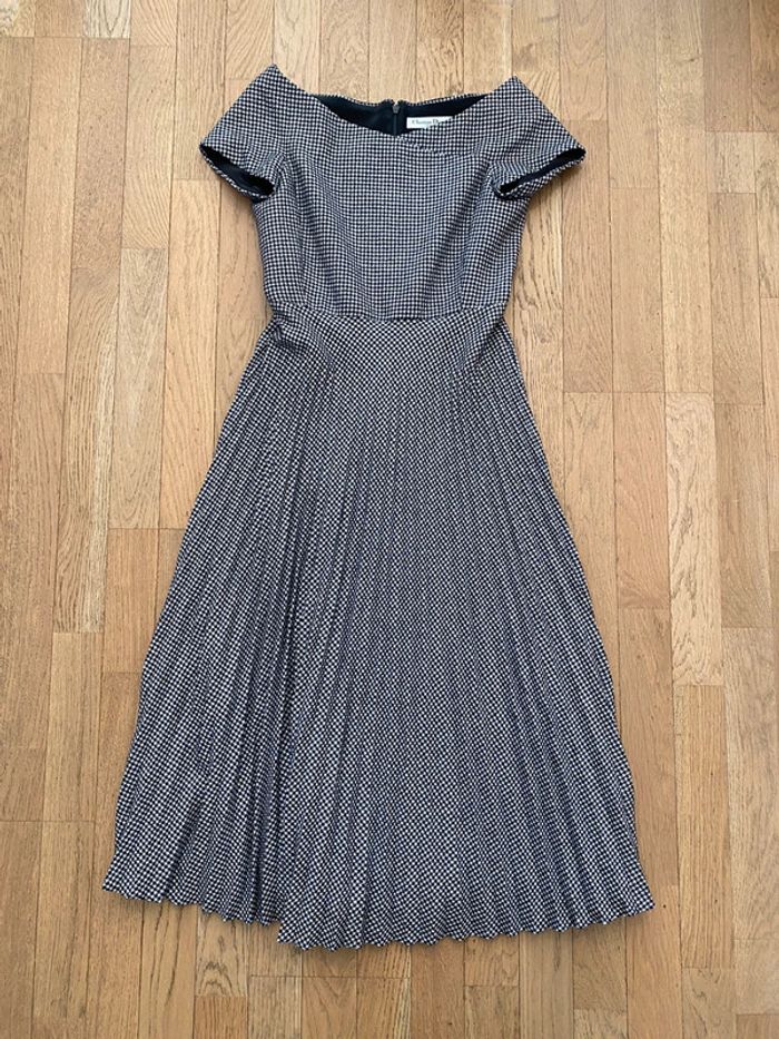 Robe en laine pied de poule Christian Dior taille 36 - photo numéro 2