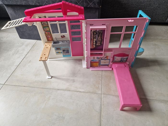 Maison de Barbie à emporter - photo numéro 8