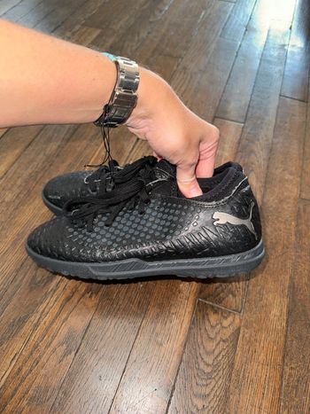 Baskets de foot puma Taille 36