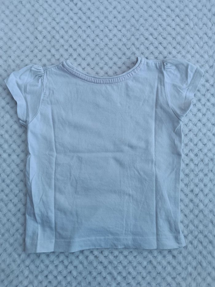 🔸 T-shirt Blanc Éléphant – Primark 12 Mois 🔸 - photo numéro 3
