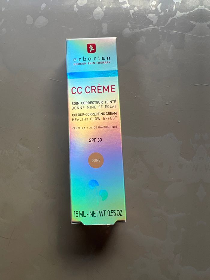 Cc crème doré neuf erborian