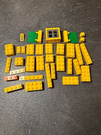 Lot LEGO jaune + fenêtre + volets verts – pièces vrac construction maison vintage