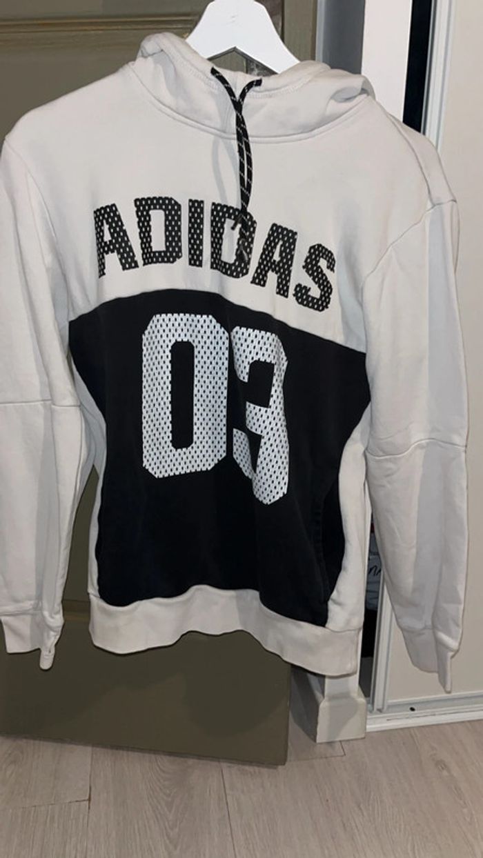 Sweat adidas