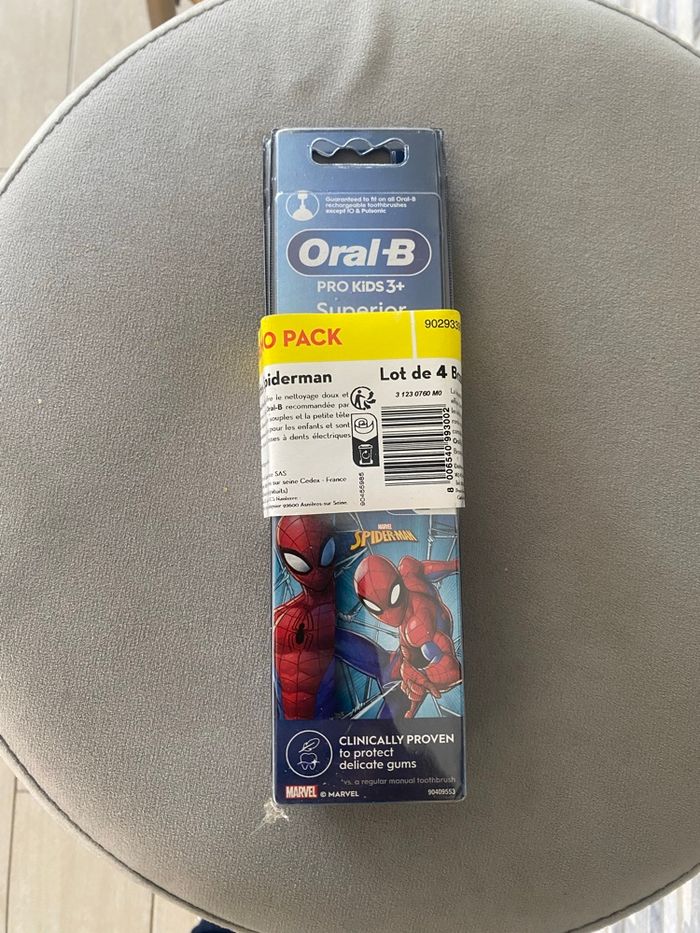 Recharge brosse à dent oral b spiderman
