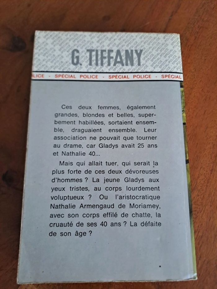 Livre Le Bouillon d'araignées, Georges Tiffany - photo numéro 2