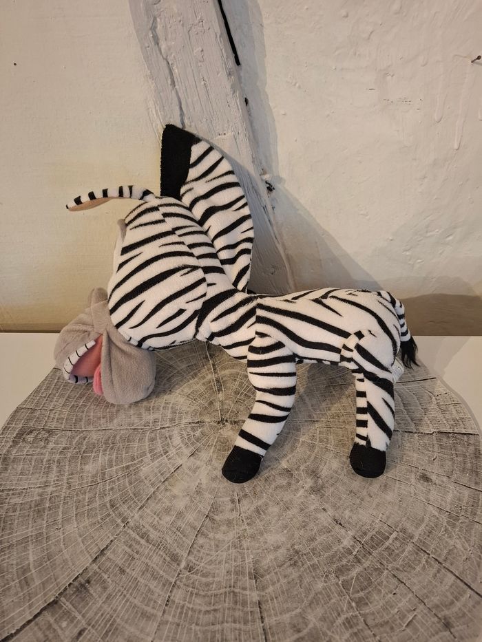 Peluche Marty Madagascar - photo numéro 2