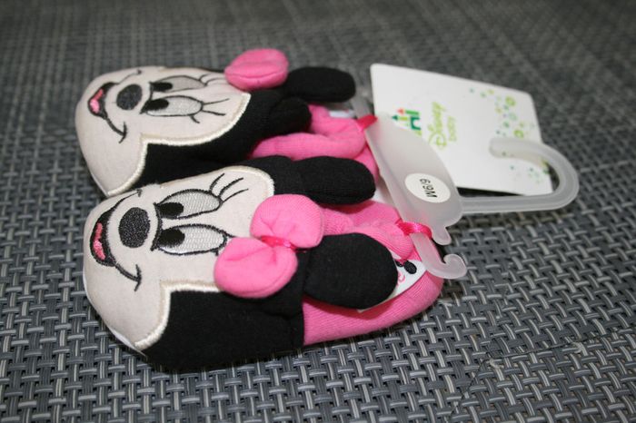 chaussons minnie rose 6-9 mois / 18 - photo numéro 2