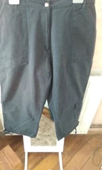 Pantacourt bleu foncé