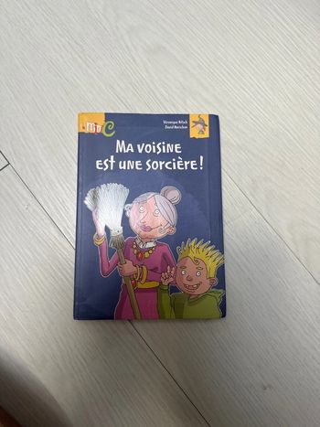 Livre basse voisine est une sorcière