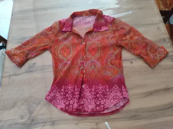 Chemise manches longues rose fuchsia Taille S - Parfaite pour une touche de couleur !