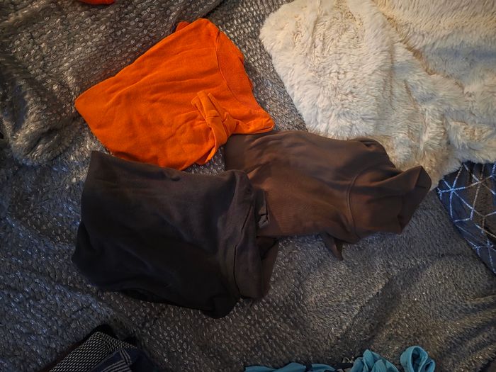 Lot vêtements 10 ans garçon - photo numéro 6