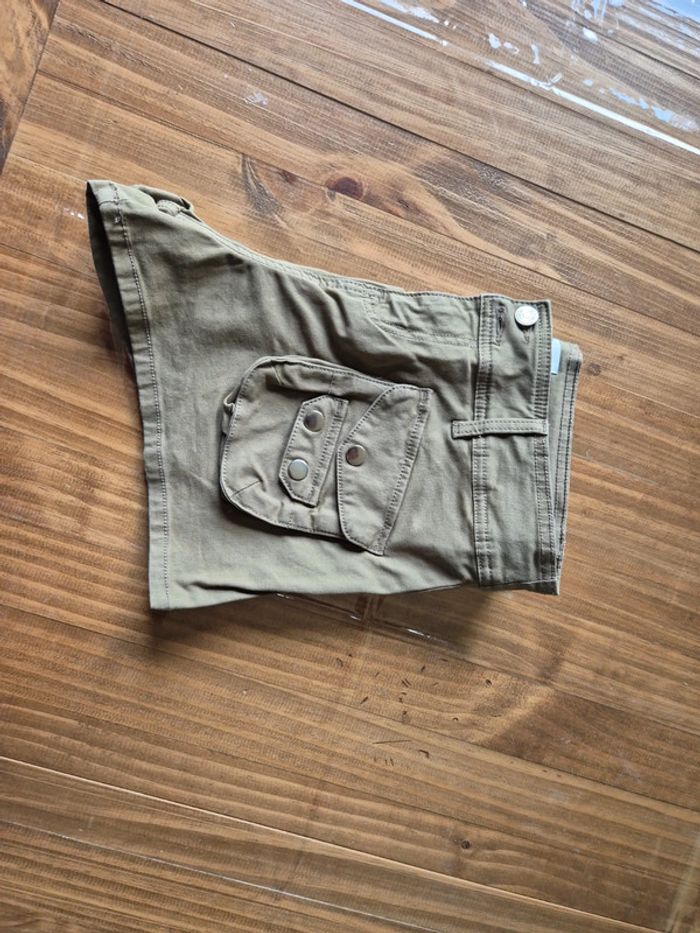 Short cargo - photo numéro 3