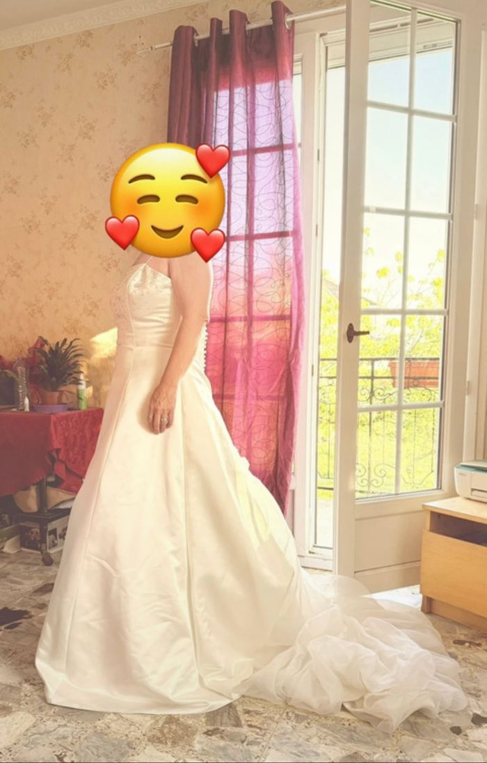 Magnifique robe de mariée en satin ivoire, coupe princesse. XL / 42 / 14 • Très bon état - photo numéro 2